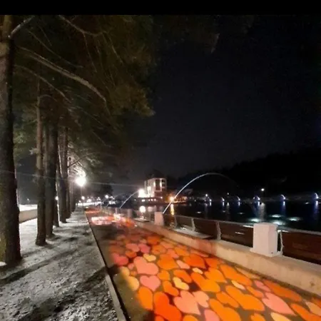 Apartman, Preko Puta Mone Apartament *