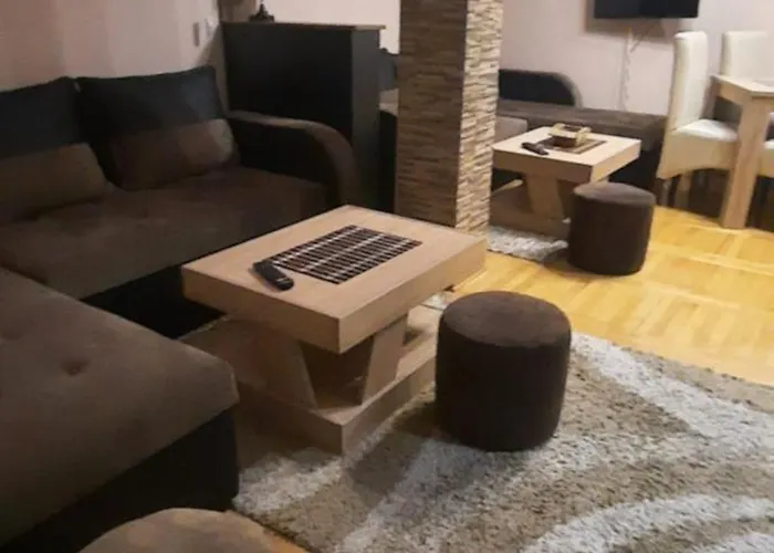 Apartman, Preko Puta Mone * Zlatibor